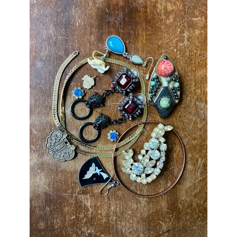 Vintage Junk Jewelry Lot Rhinestone Craft Repair Repurpose